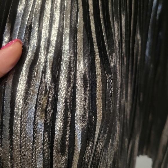 Junior Delicate Special Occasion Dress - Picture 7 of 8